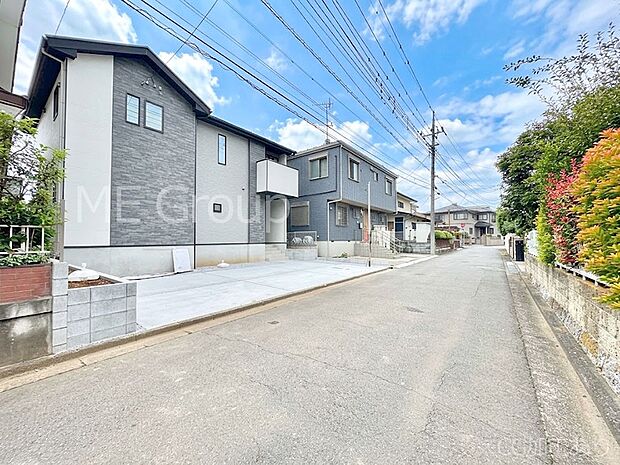 【前面道路含む現地写真】前面道路はきちんと整備されています  
