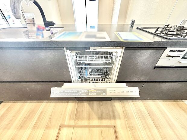 【その他設備(食洗機)】面倒なお片づけは食洗機にお任せ!家事の負担が減って、時間にも気持ちにもゆとりができます。