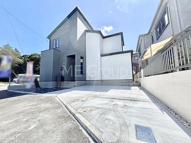 【現地外観写真】たっぷりの陽光と心地よい風が舞い込む住まい