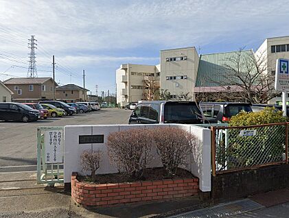 幸手市立長倉小学校 1400m(18分)