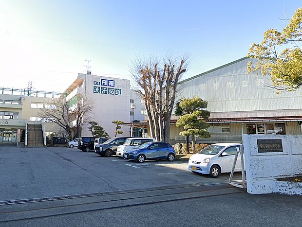 幸手市立西中学校(約804m・徒歩11分)