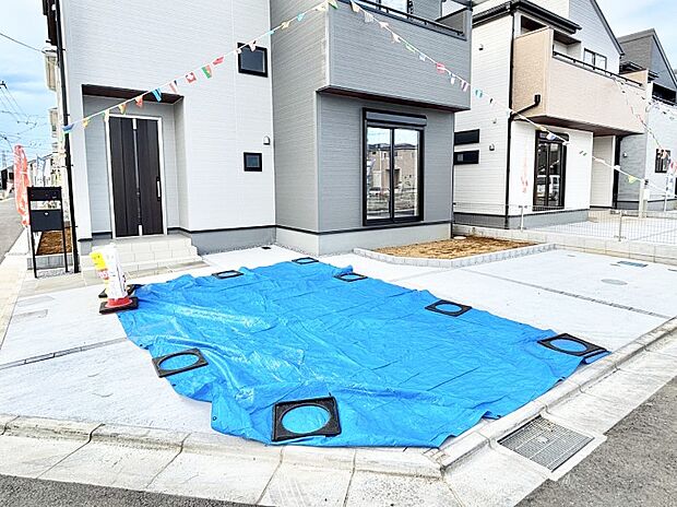 【駐車場】生活に欠かせない駐車スペース。