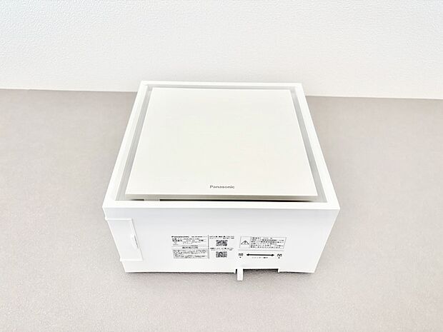【冷暖房・空調設備(ブースターファン)】空気を循環させるブースターファンを完備しています  