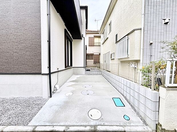 【駐車場】生活に欠かせない駐車スペース。
