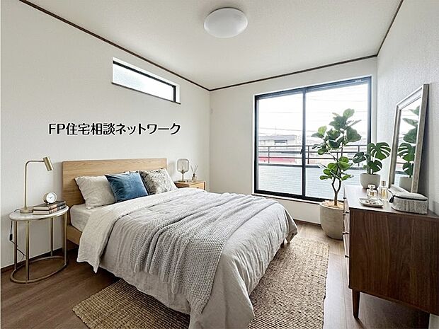 耐震　建物がどの程度大きな地震の力まで倒壊、崩壊しないかを評価し、等級で表示します。等級が高くなる程、より大きな力に耐える住宅である事を表します。