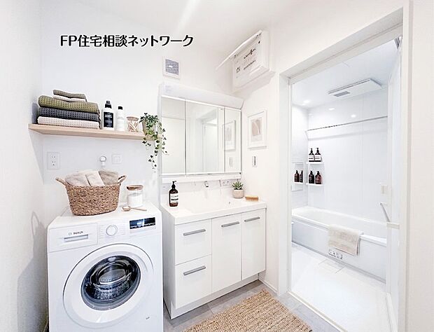 【洗面台・洗面所】本画像の家具、家電、小物等はCGで販売価格に含まれず、付帯しません。また、棚の設置工事は有償です。