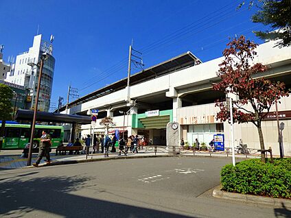 武蔵新城駅 1700m