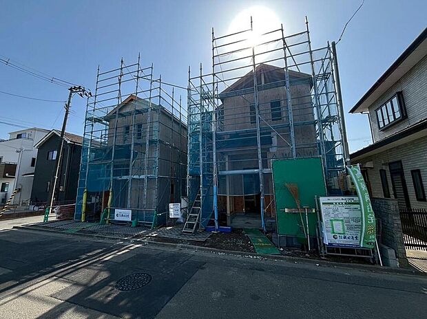 【現地（3月）撮影】車2台駐車可能（車種による）