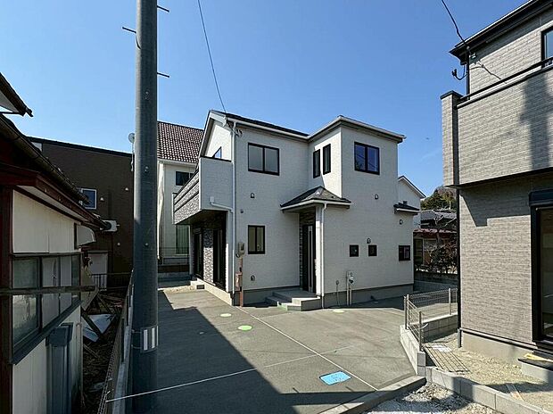 【現地外観写真】「より良質で安価な住宅を供給して社会に貢献する」…これは飯田産業が、一貫して掲げてきた創業精神であります。今後も、より良質で安価な住まいをお客様に提供することに、力を注いでまいります。