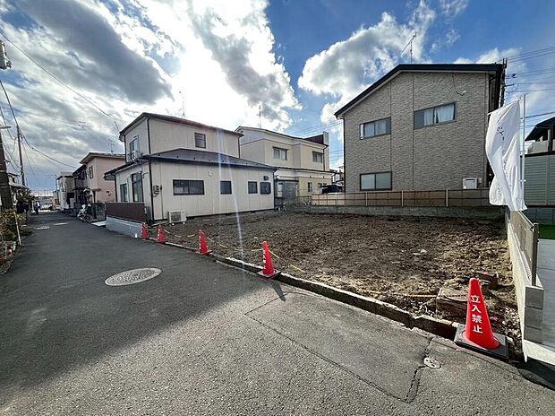 【前面道路含む現地写真】自社物件だからこそ物件について詳細にご説明致します。