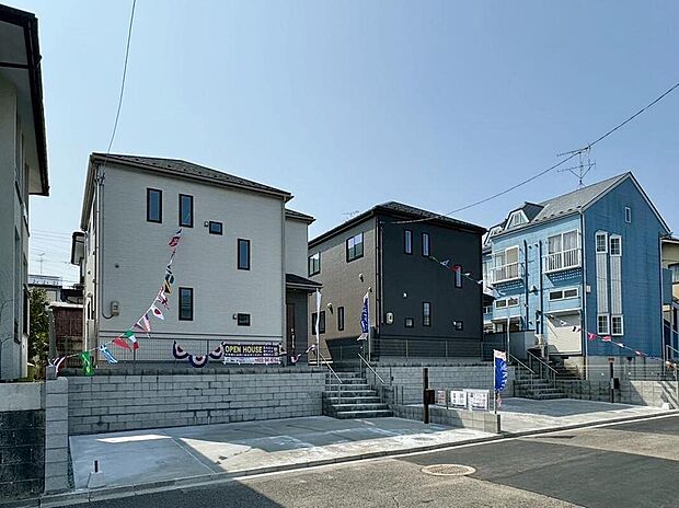 【前面道路含む現地写真】当日のご見学も可能ですので、お気軽にお問い合わせくださいませ。現地(2026年3月)撮影