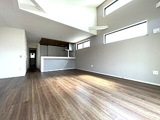 ＜春江町3＞ゆとりのある建物面積36坪超の新築戸建【三信不動産販売】 その他