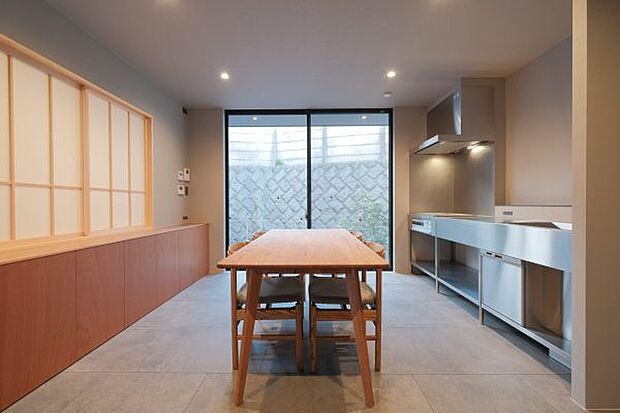 【105号地】キッチンダイニングとリビングを別々に配置。