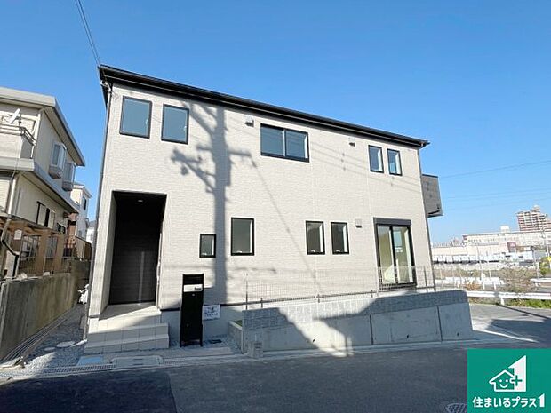 安心の10年保証!外観を美しく保ち、雨水で汚れを落とします!気になることがありましたら、お気軽にお問い合わせください!