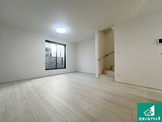 31(土)1(日)現地説明会　八尾市高安町南　限定1邸 その他