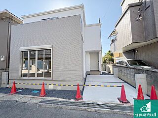 JR東海道・山陽本線「草津」駅 上笠四丁目からバス乗車12分 徒歩2分 外観