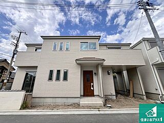 31(土)1(日)現地説明会　岸和田市春木大小路町　全10邸 外観