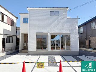 JR草津線「手原」駅 高野（栗東市）からバス乗車4分 徒歩1分 外観