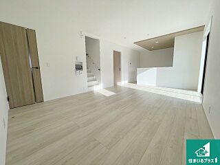 近江鉄道近江本線「八日市」駅 村田製作所前（奥山）からバス乗車12分 徒歩8分 その他