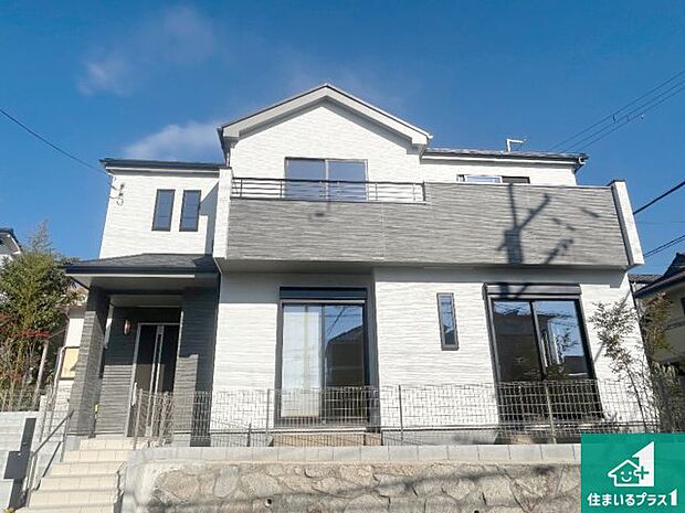 安心の10年保証！外観を美しく保ち、雨水で汚れを落とします！気になることがありましたら、お気軽にお問い合わせください！