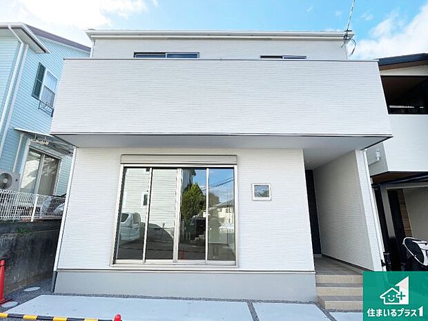 安心の10年保証！外観を美しく保ち、雨水で汚れを落とします！気になることがありましたら、お気軽にお問い合わせください！