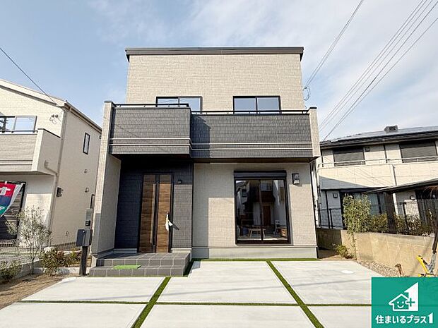 安心の10年保証！外観を美しく保ち、雨水で汚れを落とします！気になることがありましたら、お気軽にお問い合わせください！