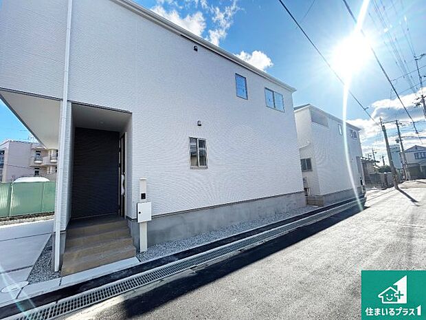 安心の10年保証！外観を美しく保ち、雨水で汚れを落とします！気になることがありましたら、お気軽にお問い合わせください！