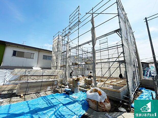 現在はこんな感じです。完成までが待ち遠しいですね。