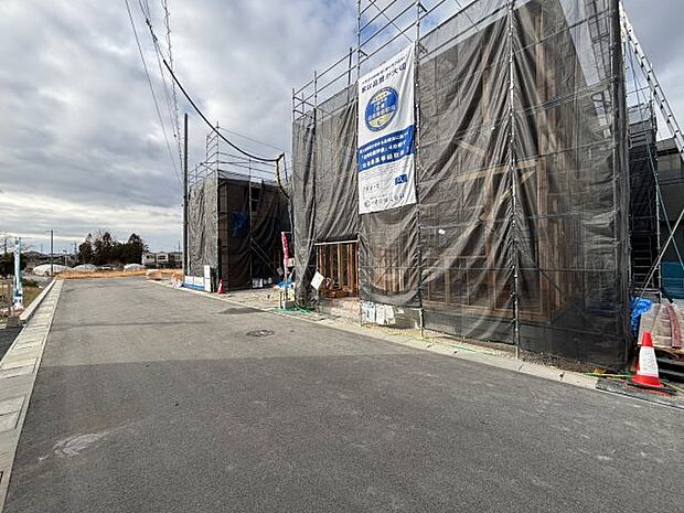 現在はこんな感じです。完成までが待ち遠しいですね。