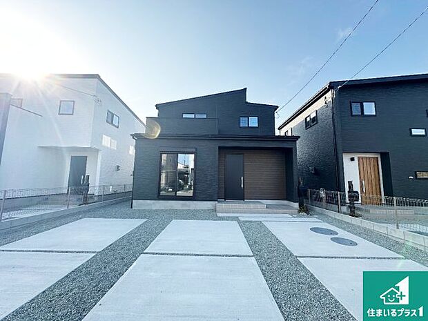 安心の10年保証！外観を美しく保ち、雨水で汚れを落とします！気になることがありましたら、お気軽にお問い合わせください！