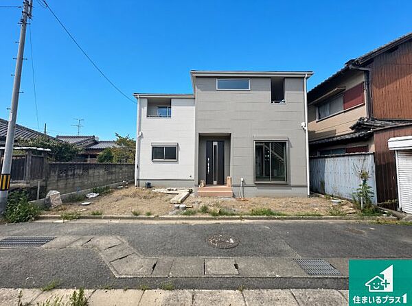 安心の10年保証！外観を美しく保ち、雨水で汚れを落とします！気になることがありましたら、お気軽にお問い合わせください！