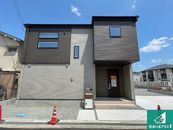 安心の10年保証！外観を美しく保ち、雨水で汚れを落とします！気になることがありましたら、お気軽にお問い合わせください！