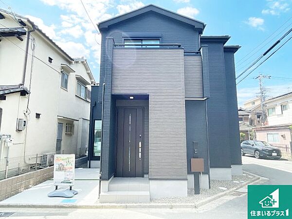 安心の10年保証！外観を美しく保ち、雨水で汚れを落とします！気になることがありましたら、お気軽にお問い合わせください！