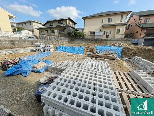 現在建築中!落ち着いた街並みで新生活を始めることが出来そう!周辺の物件も併せてご紹介させて頂きます!