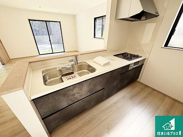 現在建築中!落ち着いた街並みで新生活を始めることが出来そう!周辺の物件も併せてご紹介させて頂きます!