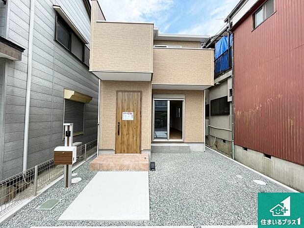 【外観】安心の10年保証!外観を美しく保ち、雨水で汚れを落とします!気になることがありましたら、お気軽にお問い合わせください!