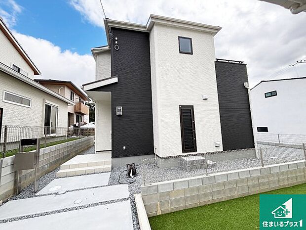 【外観】安心の10年保証！外観を美しく保ち、雨水で汚れを落とします！気になることがありましたら、お気軽にお問い合わせください！