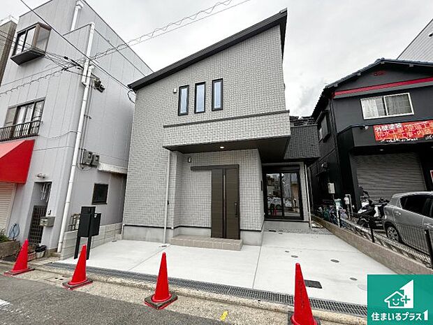 【外観】安心の10年保証!外観を美しく保ち、雨水で汚れを落とします!気になることがありましたら、お気軽にお問い合わせください!