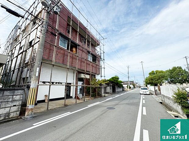 【外観】周辺は落ち着いた街並みの住宅地!子育てがしやすい住環境です!まだ未完成ですが、現地でしかわからない事もございます。是非一度ご覧ください。