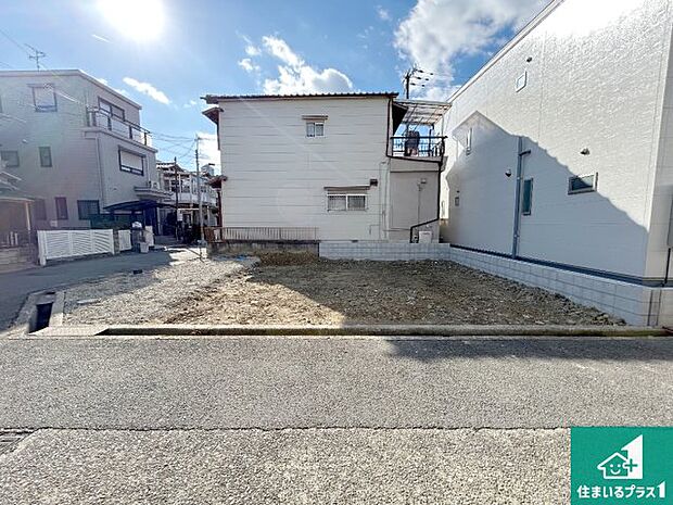 【外観】周辺は落ち着いた街並みの住宅地！子育てがしやすい住環境です！まだ未完成ですが、現地でしかわからない事もございます。是非一度ご覧ください。