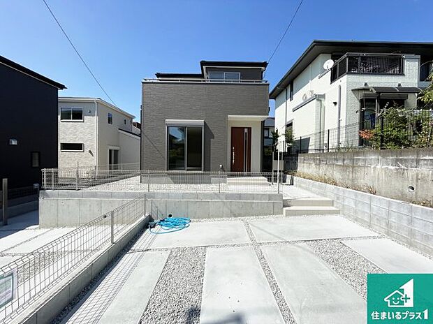 【外観】安心の10年保証！外観を美しく保ち、雨水で汚れを落とします！気になることがありましたら、お気軽にお問い合わせください！