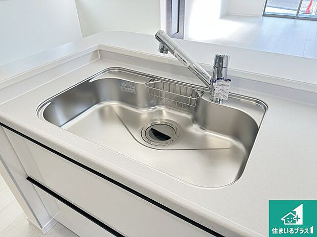 【キッチン】洗い物も楽にできる、広々シンク！
