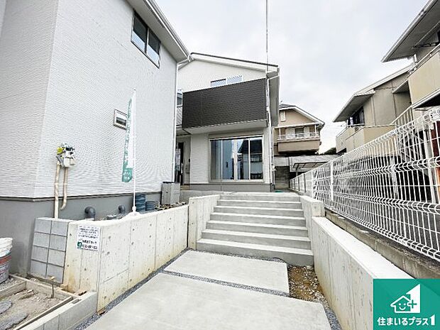 【外観】お客様に長く安心して住んでいだだける事にこだわった家づくり！住んでからのアフターサービスにもしっかりと取り組んでいます！