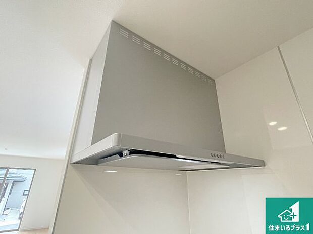 【レンジフード】汚れにくいスロットフィルタでお手入れラクラク！ＬＥＤ照明付き！