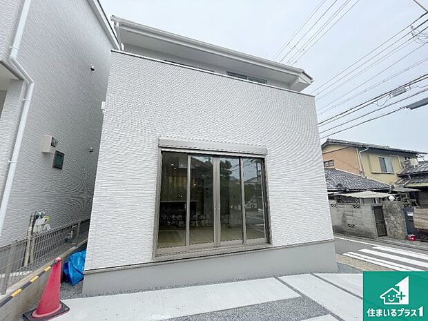 【外観】お客様に長く安心して住んでいだだける事にこだわった家づくり！住んでからのアフターサービスにもしっかりと取り組んでいます！