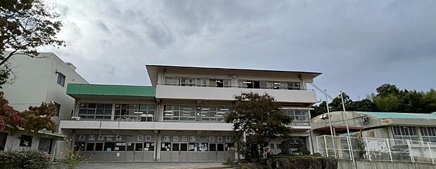 三日市小学校