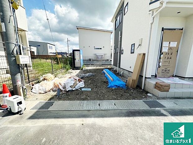 【外観】ご案内の際は現地集合はもちろん、ご自宅の送迎や最寄りの駅迄のお迎え等お気軽にご相談ください。