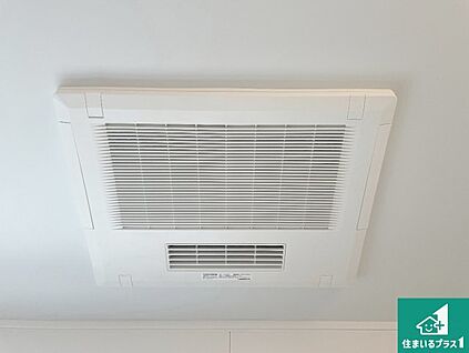 浴室暖房乾燥機