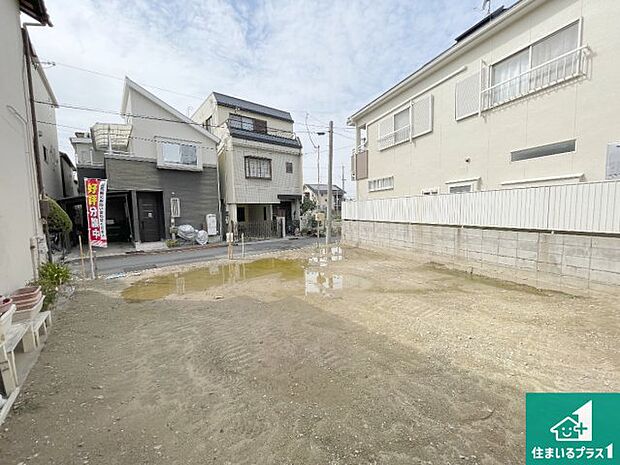 【外観】現在建築中！落ち着いた街並みで新生活を始めることが出来そう！周辺の物件も併せてご紹介させて頂きます！