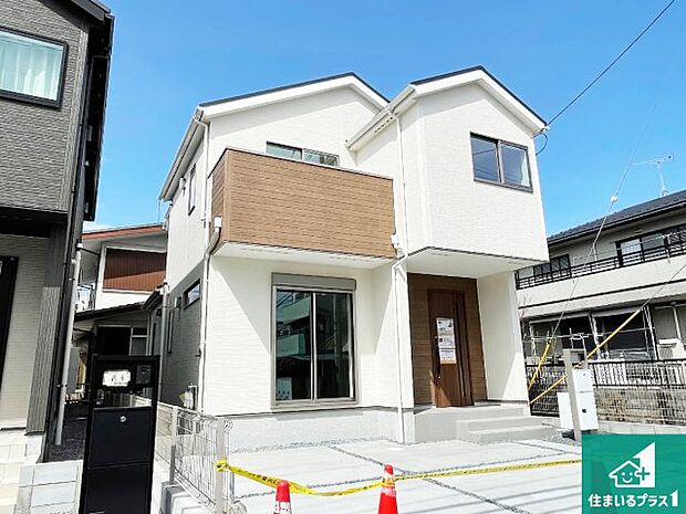 【外観】安心の10年保証!外観を美しく保ち、雨水で汚れを落とします!気になることがありましたら、お気軽にお問い合わせください!